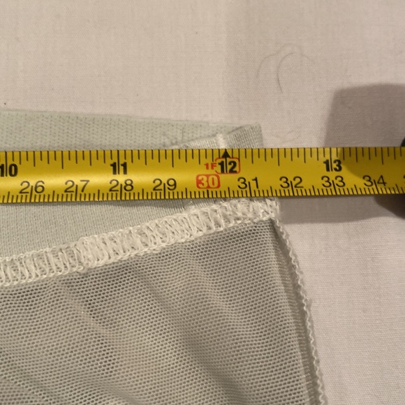 Lululemon workout top - Picture 4 of 6